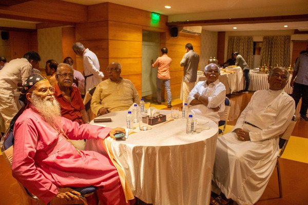 WCC General Secretary meeting with former and present members of various WCC committees form Kerala since 1952
