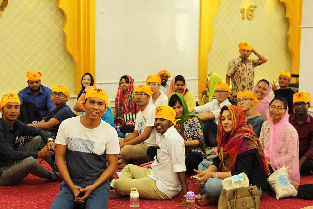 Young peace activists develop action plans for conflict transformation in local communities